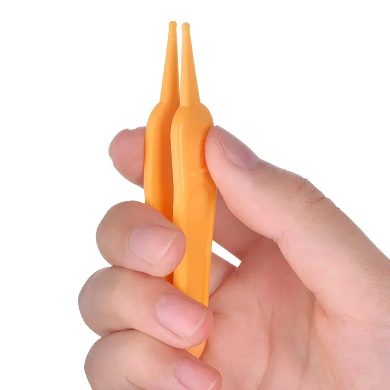 Baby Plastic Tweezers Nose Cle - огляд і ціна Nasal Aspirator